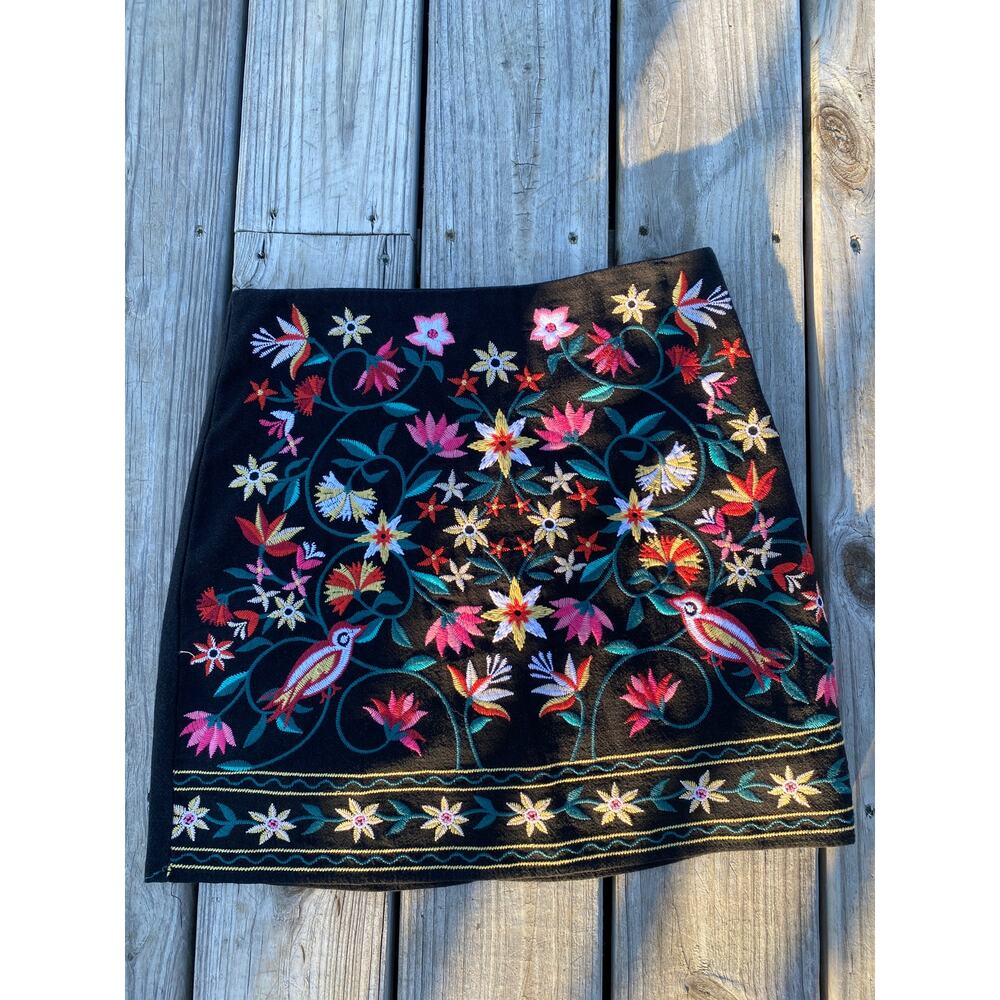 Alter'd State Boho Embroidered Floral Mini Skirt Size XS 50% linen, 50% cotton